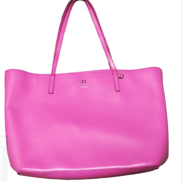 kate spade Handbags - Kate Spade Shoulder Bag/Purse
